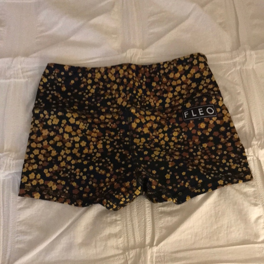 Fleo original high rise, daisy print shorts.